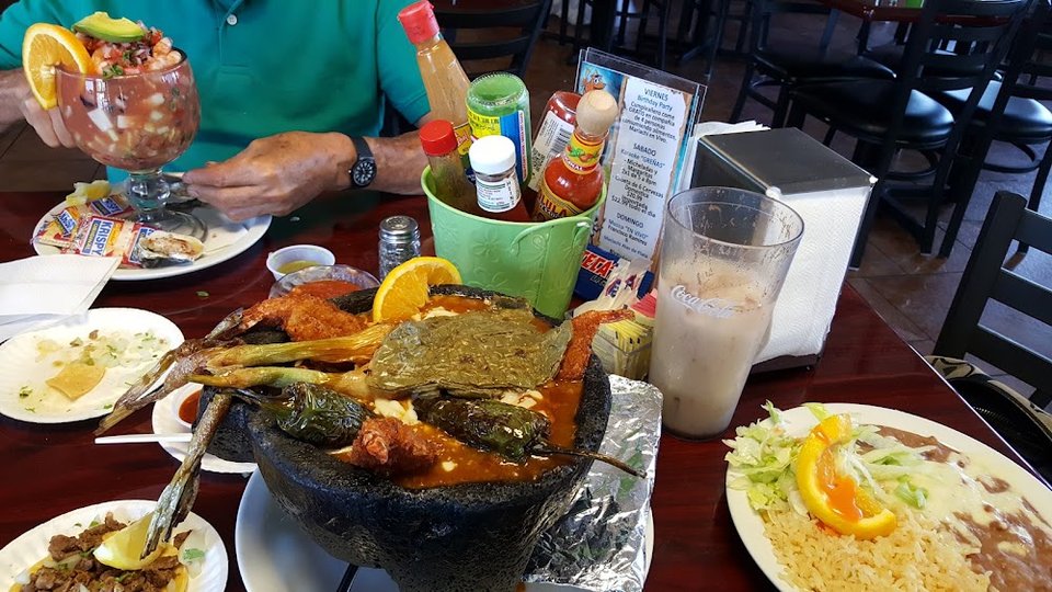 Molcajete De Mariscos