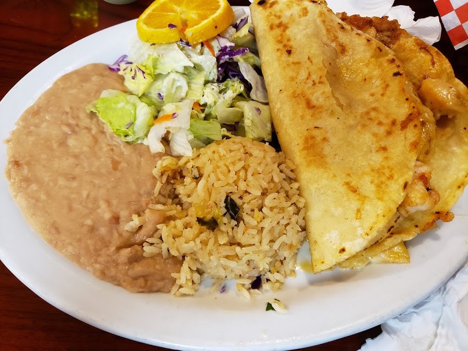 Gobernador Tacos De Pollo Plate